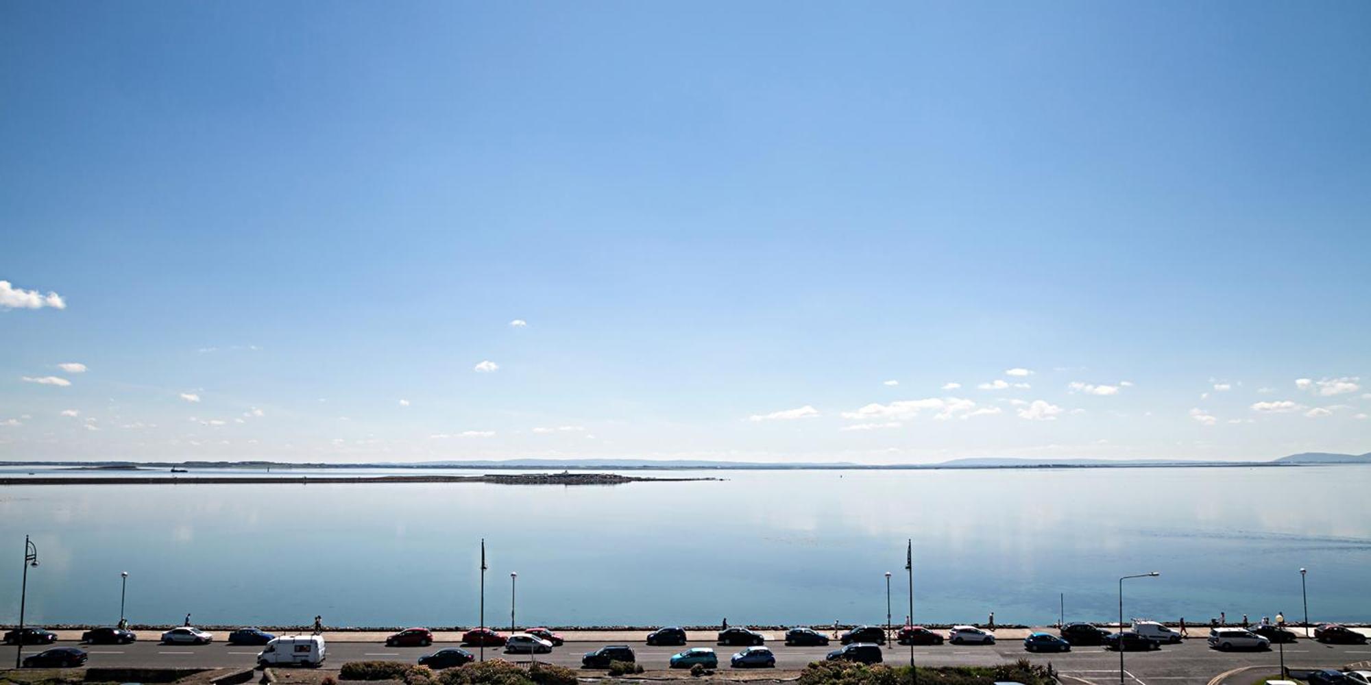 Shoreline Apartments Galway Kültér fotó