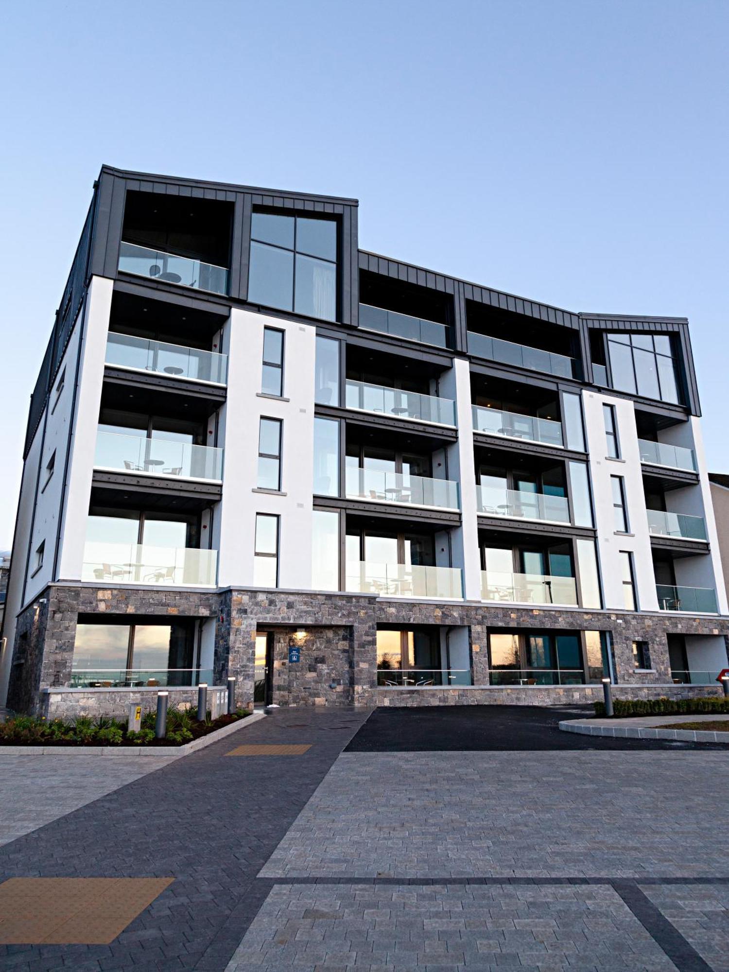 Shoreline Apartments Galway Kültér fotó