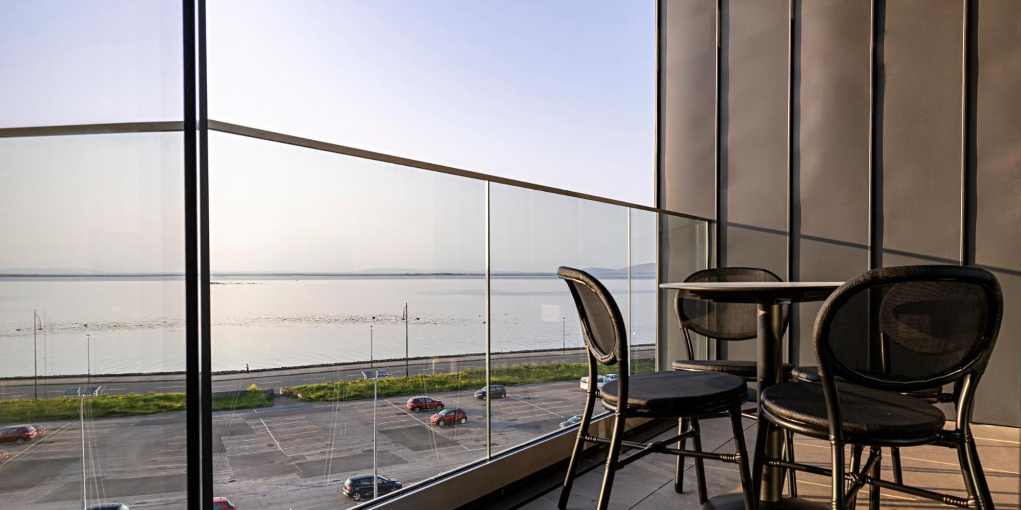 Shoreline Apartments Galway Kültér fotó
